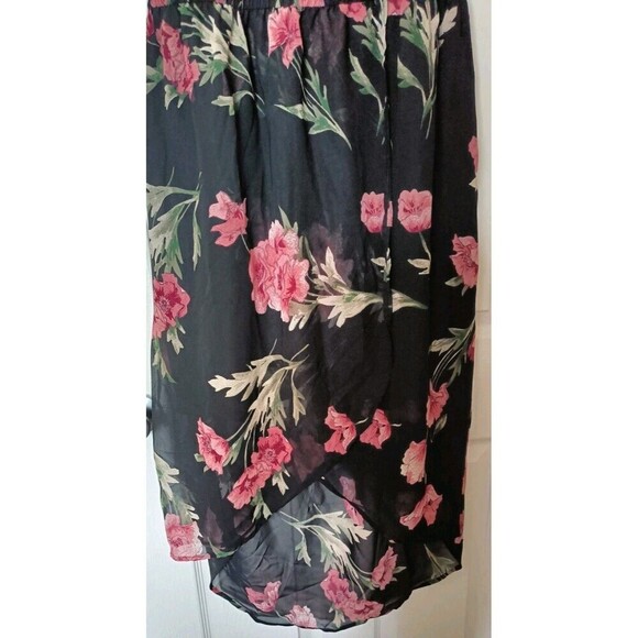 Hint of Blush Tulip Wrap Dress Size 2X Black Floral Ruffle Midi Bloomcore - Picture 5 of 7